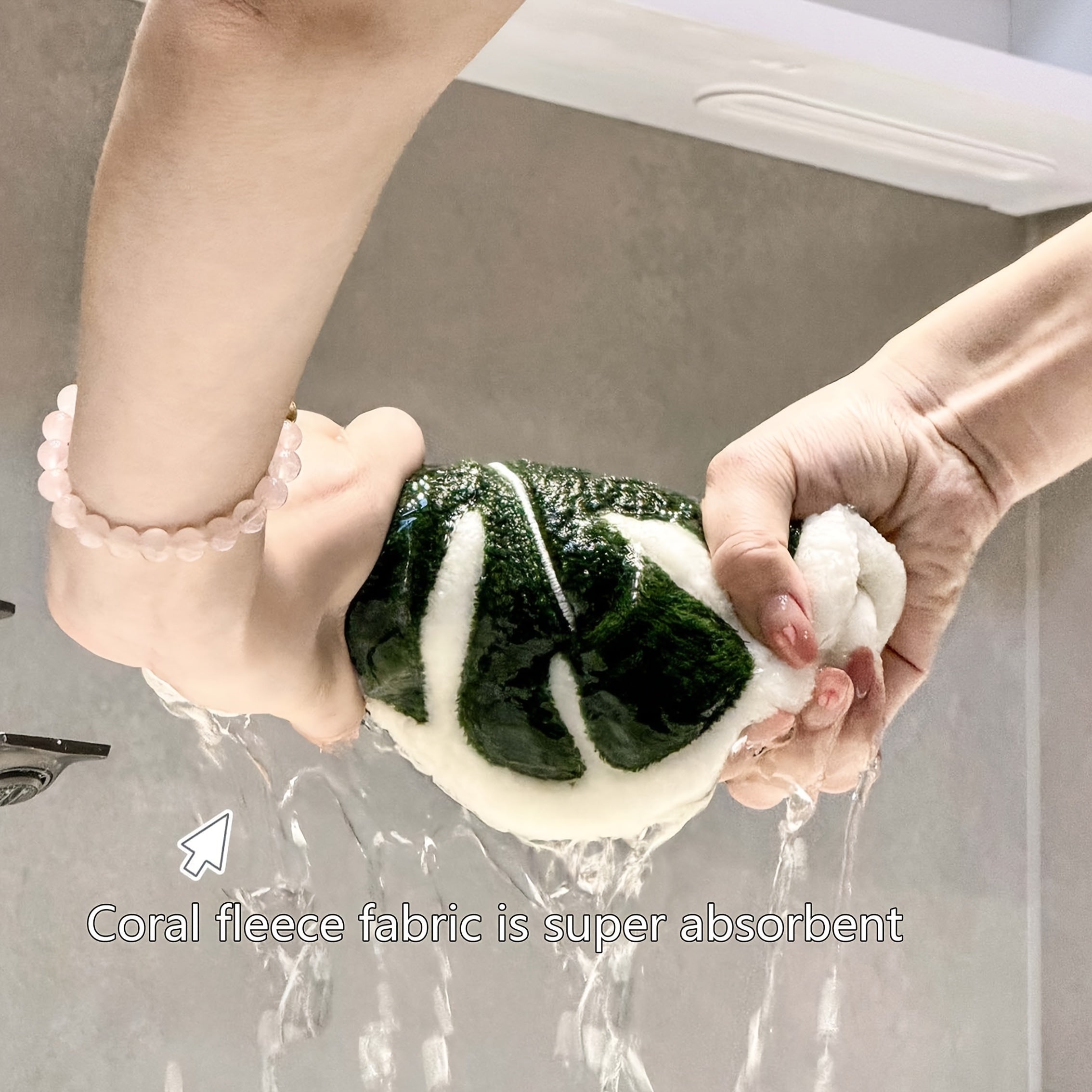2-Pack Creative Leaf Bathroom Hand Towels - Hangable Design, Absorbent Material, Suitable for Bathroom, Dining Room, And Kitchen