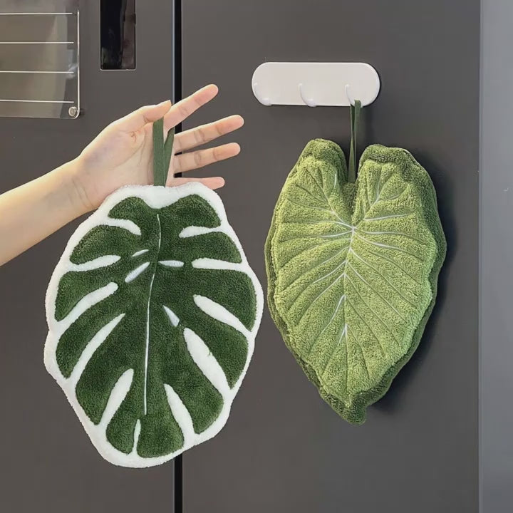 2pcs Leaf-Shaped Finger Towels with Hanging Loop - Absorbent Microfiber Bath & Kitchen Towels Suitable for Bathroom, Contemporary Leaf Hand Towels, Easter Gifts for & Mothers